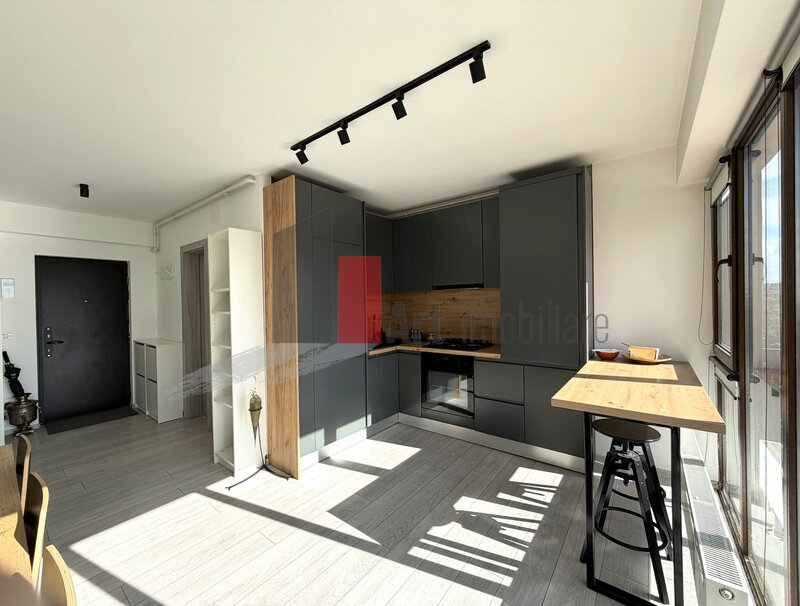 Calea Calarasilor, Matei Basarab, apartament 3 camere tip duplex.