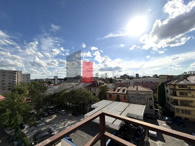 Calea Calarasilor, Matei Basarab, apartament 3 camere tip duplex.