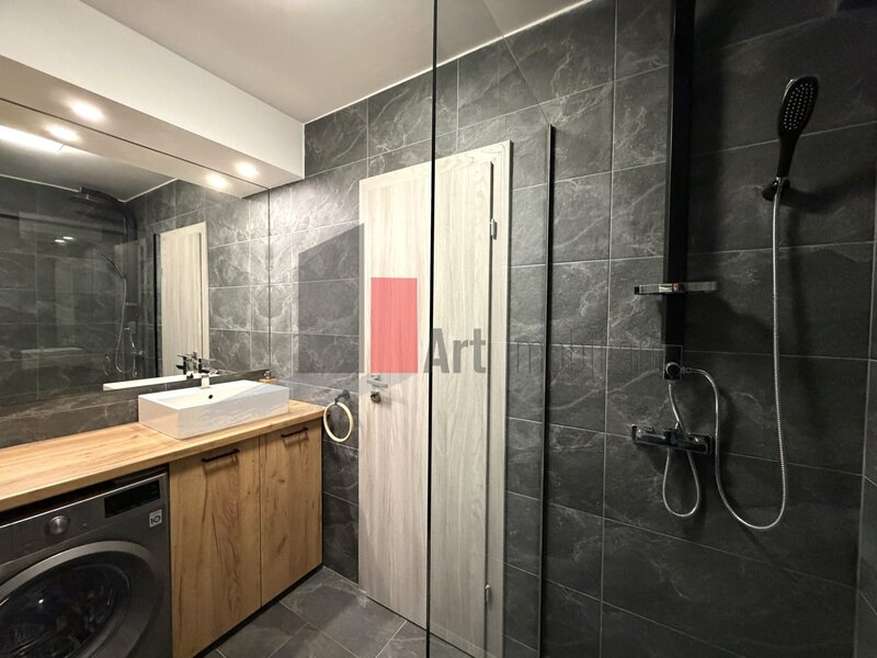 Calea Calarasilor, Matei Basarab, apartament 3 camere tip duplex.