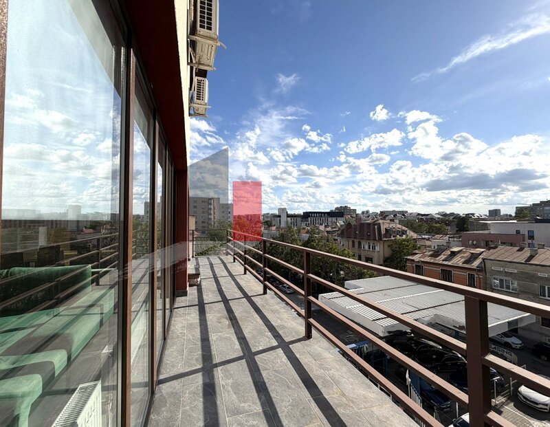 Calea Calarasilor, Matei Basarab, apartament 3 camere tip duplex.