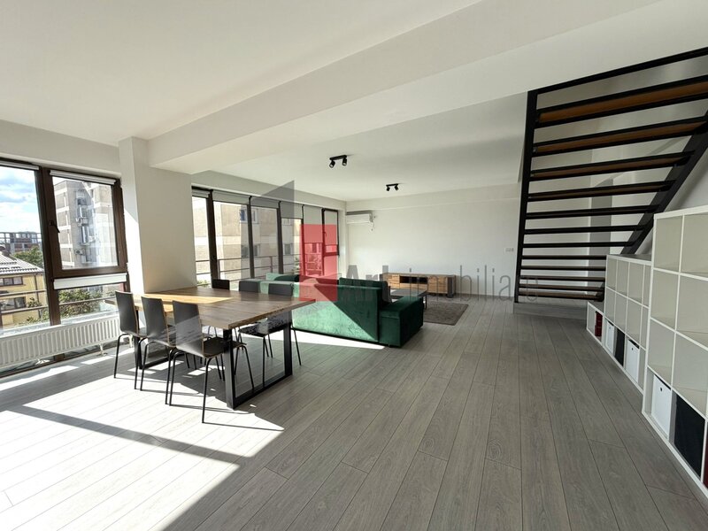 Calea Calarasilor, Matei Basarab, apartament 3 camere tip duplex.